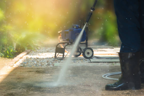Best Fence Cleaning  in Solon, IA